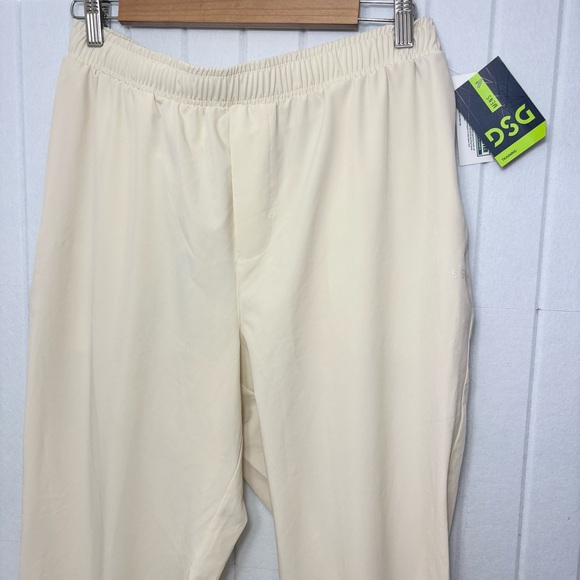 DSG Men's Training Woven Light Cream Joggers Athletic Fit Size M - Picture 2 of 8